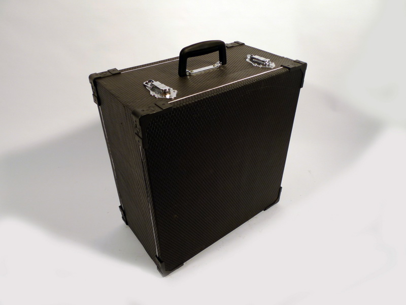 acordeon estrella 38x43x18 maleta 48x45x25 (45eu.) 1u